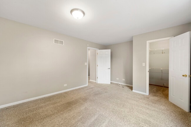 Building Photo - 1301 Seabury Cir