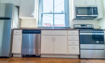 Building Photo - 87 W Main St