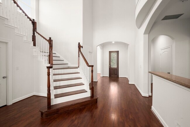 Building Photo - 107 Island Blvd