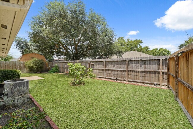 Building Photo - 19322 Cactus Rose Dr