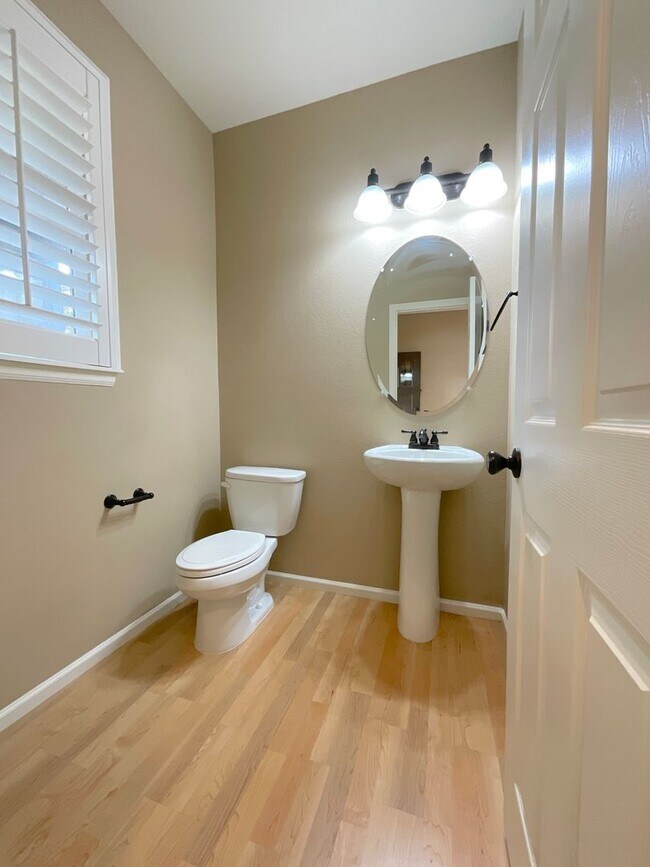 Building Photo - 6652 Maple Stone Ln