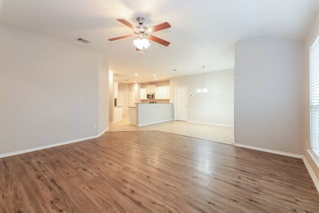 Building Photo - 1813 Cedar Wood Trail