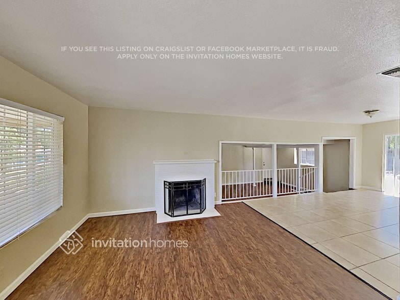 Building Photo - 4640 Plantation Dr