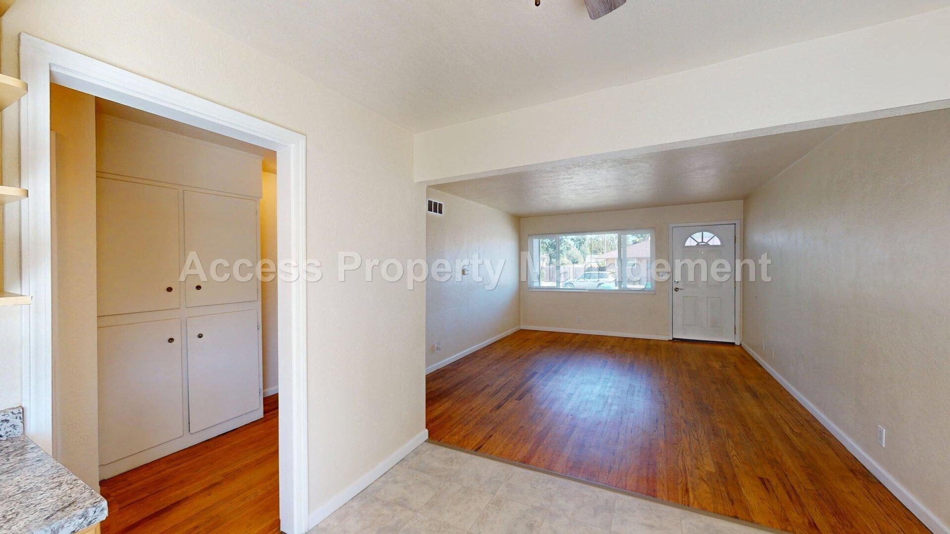 Building Photo - 145 Marilyn Ave