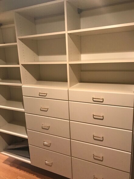 Walk-in closet - 920 E 62nd St