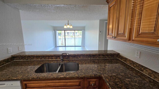 Building Photo - 1540 Windorah Way