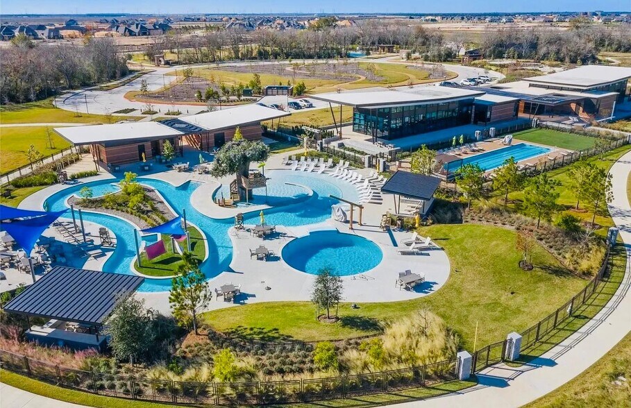 Building Photo - 15306 Spanish Ranchos Way