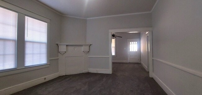 Building Photo - 509 W 3rd St