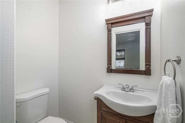 Building Photo - 2220 E 38th St