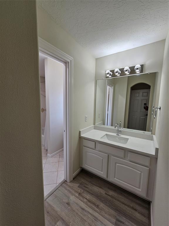 Building Photo - 12503 Rosewood Way Ln