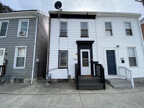 Building Photo - 466 W College Ave