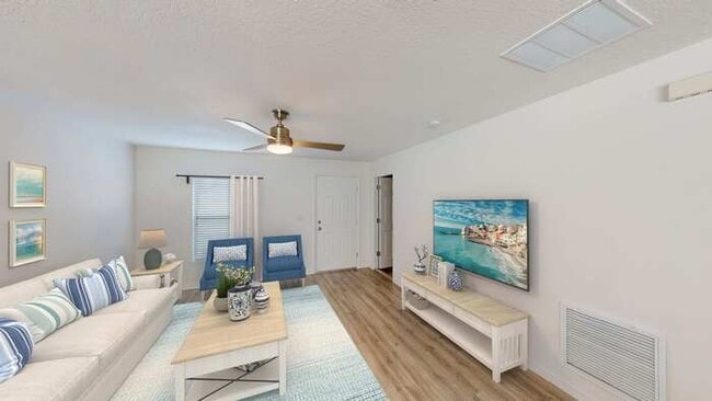 Building Photo - *** Cute 3/2 HOME IN PALM COAST