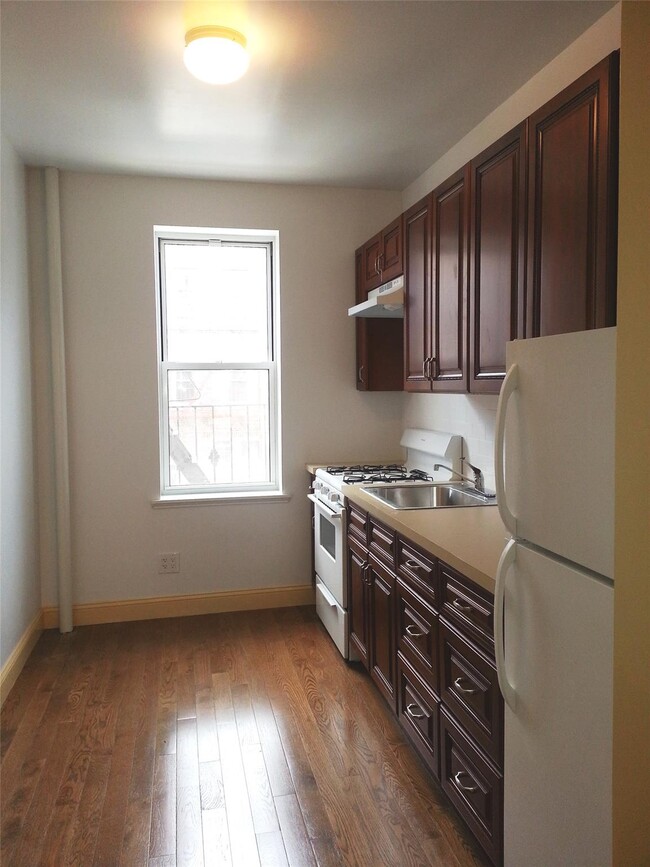 Building Photo - 45-37 40th St