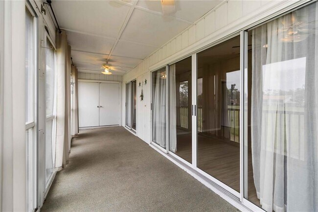 Building Photo - 880 Bird Bay Dr W