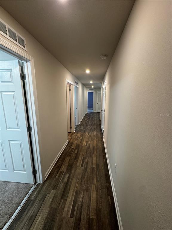 Building Photo - 1721 Nebraska Loop