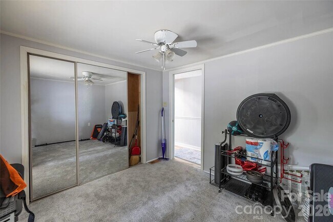 Building Photo - 138 Strand Dr