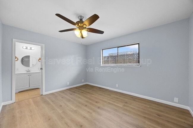 Building Photo - 252 Esther Ct