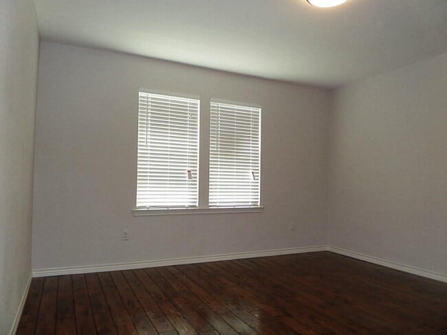 Building Photo - 1511 Egypt St