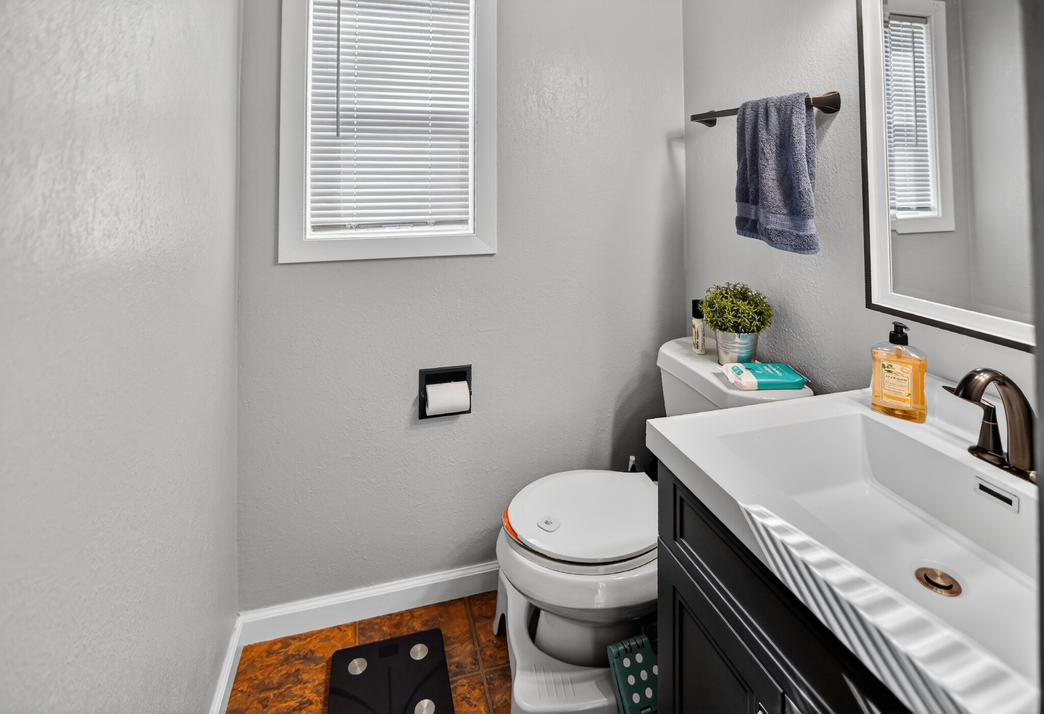 Building Photo - 3051 Greenway Trl