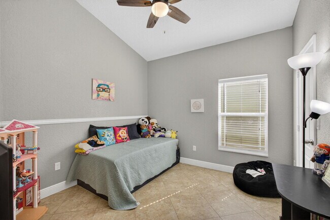 Building Photo - 3125 Shelby Way