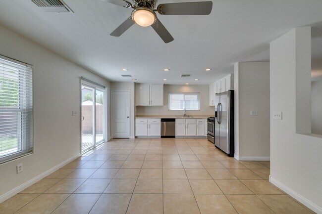 Building Photo - Remodeled 3-Bedroom Home with Loft.