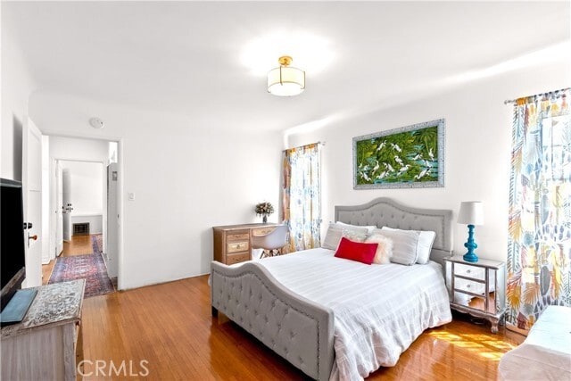 Building Photo - 9101 La Salle Ave