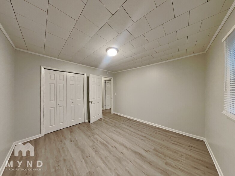 Building Photo - 111 Johnson Dr