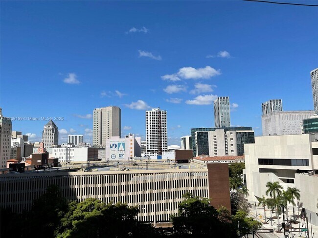 Building Photo - 234 NE 3rd St