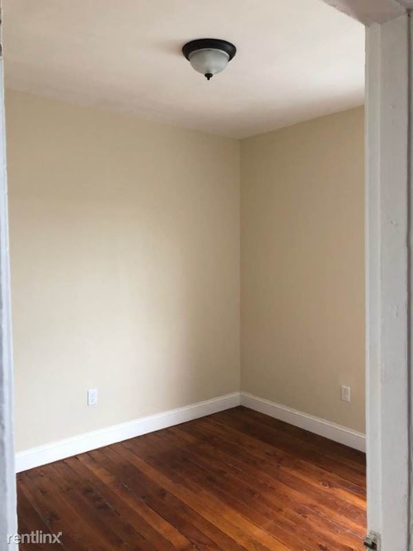 Building Photo - 86 Raymond St