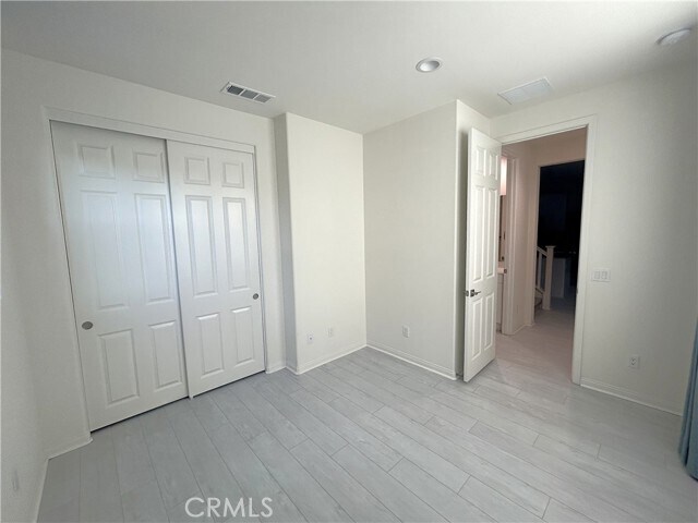 Building Photo - 16134 Paddock Ave