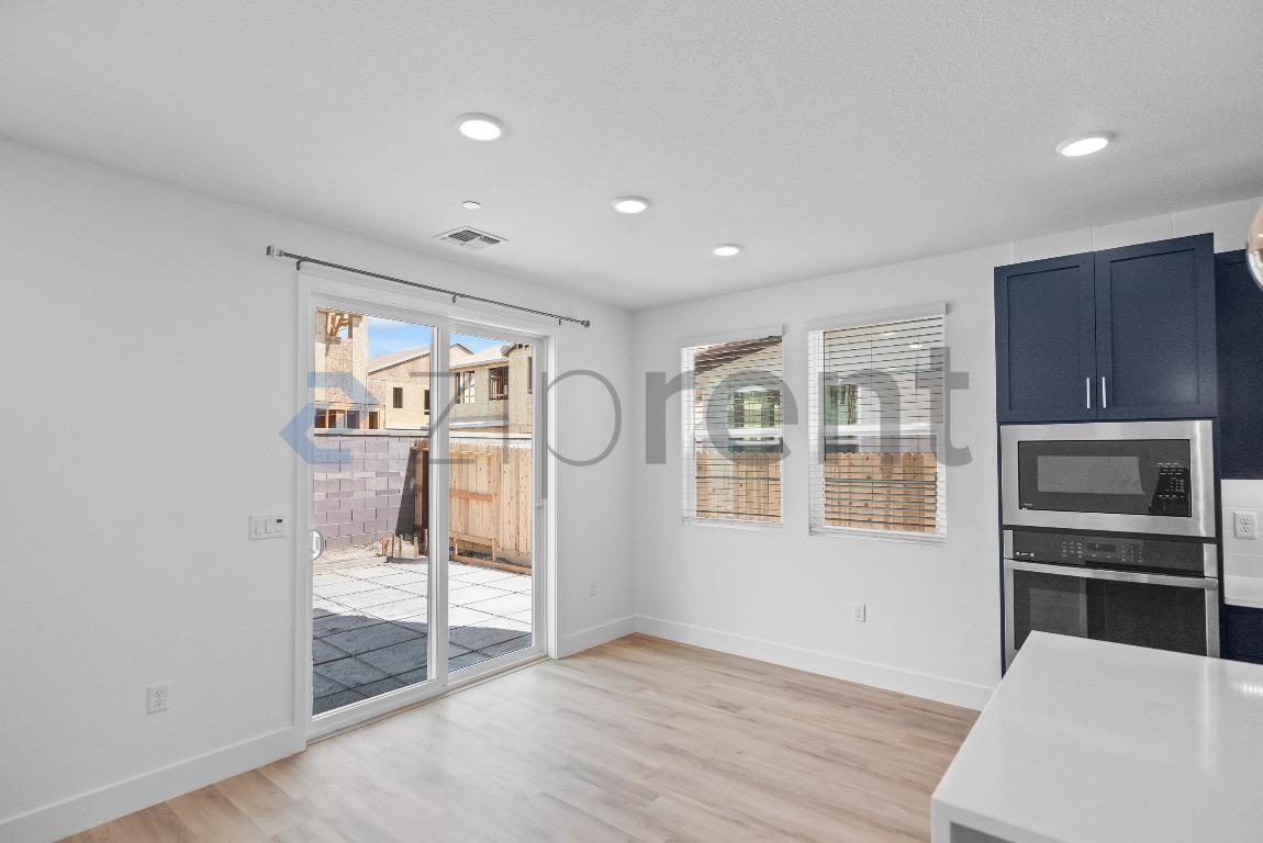 Building Photo - 355 Monastery Dr