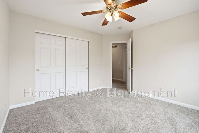 Building Photo - 5174 E 119th Way