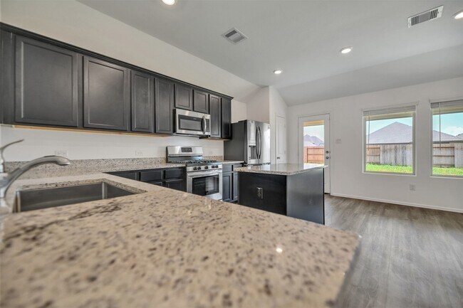 Building Photo - 7402 Keechi Pl