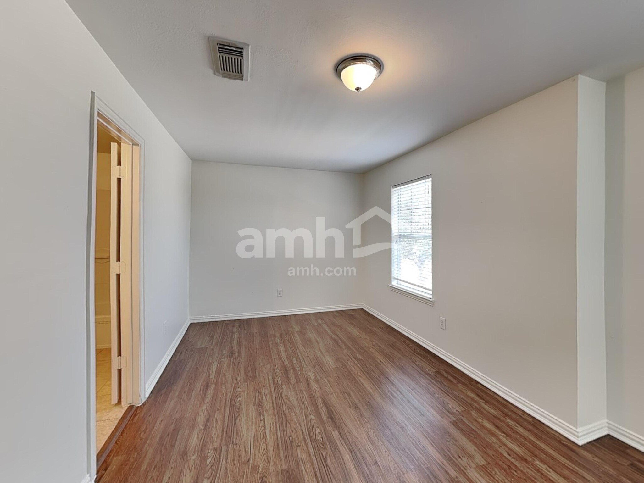 Building Photo - 2610 Dawn River Ln