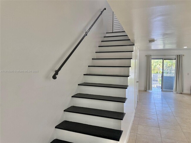 Building Photo - 4600 SW 67th Ave