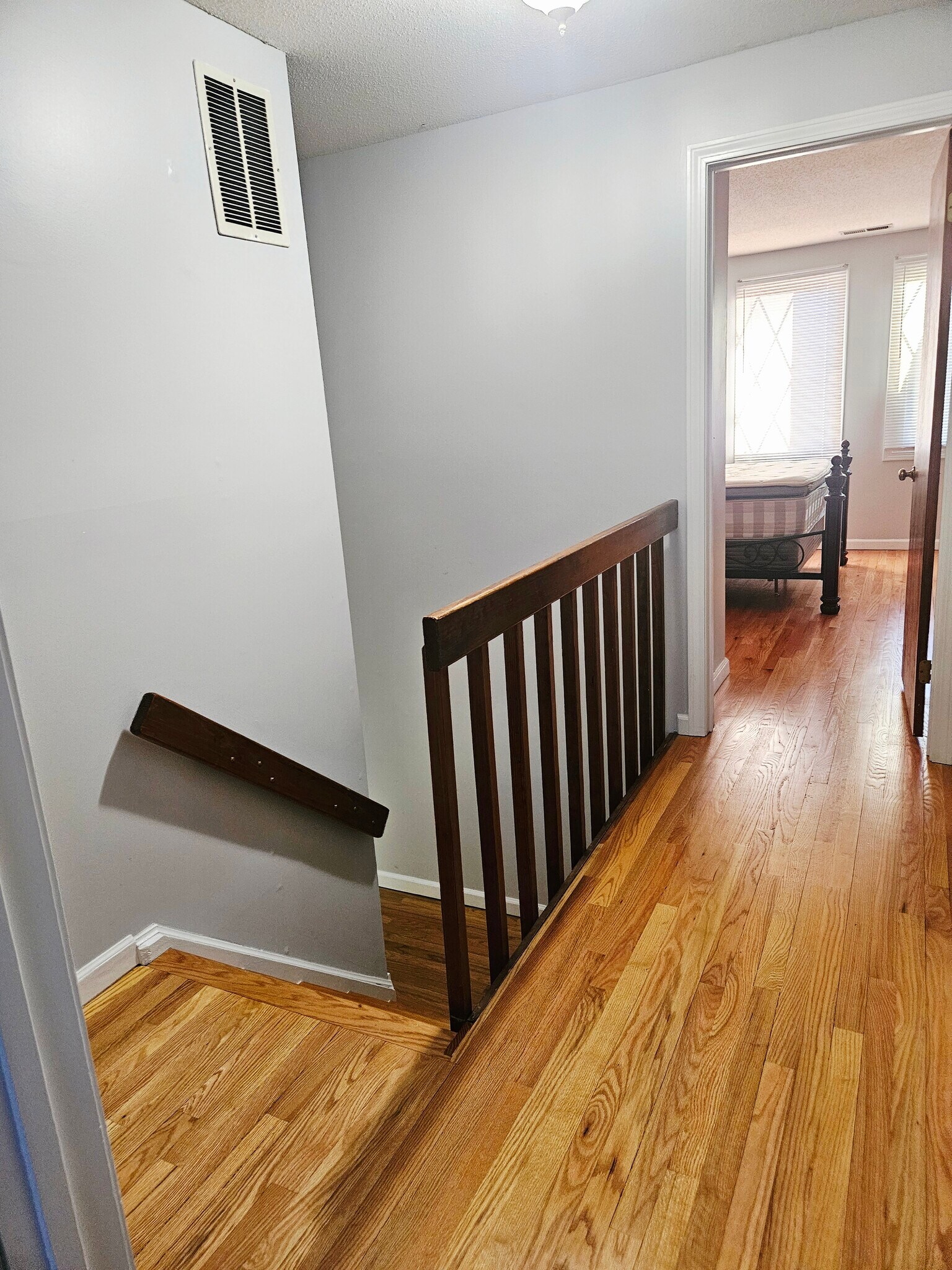 Building Photo - 44 Northbrook Ct