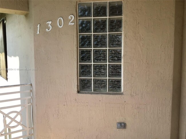Building Photo - 10921 NW 88th Terrace