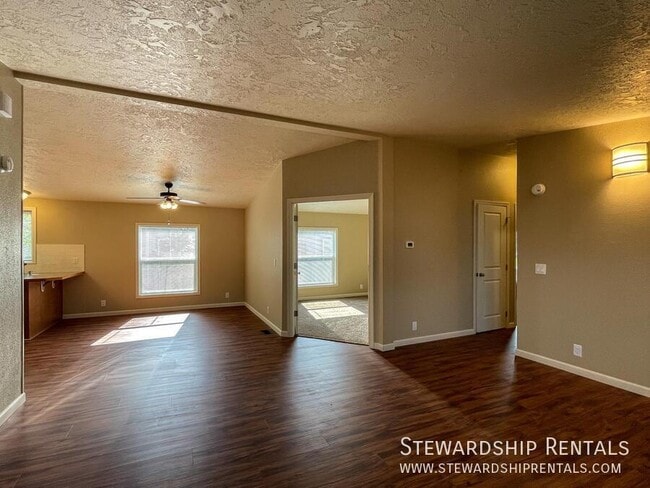 Building Photo - 1313 Bramblewood Ln