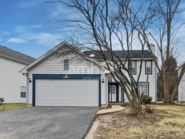 Building Photo - 2417 Deerfield Dr