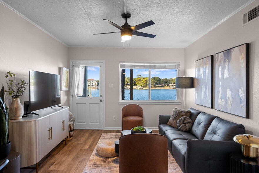 Building Photo - 331 Bluefish Dr