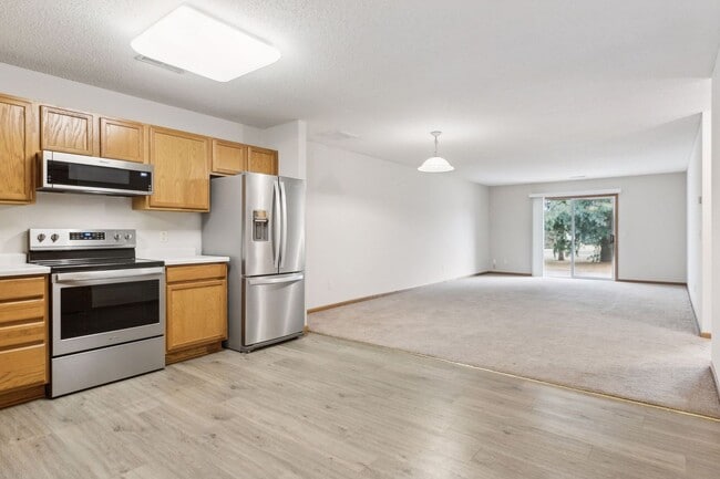 Building Photo - New Stainless Steel Appliances