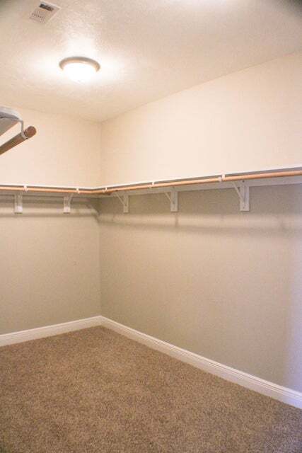 Building Photo - 162 James Dr