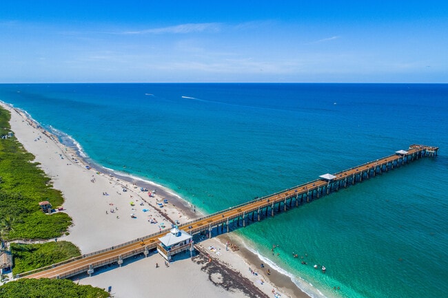 Building Photo - 409 Lighthouse Dr