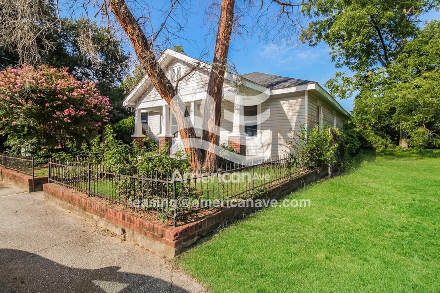 Building Photo - 1215 McDuffie Ave