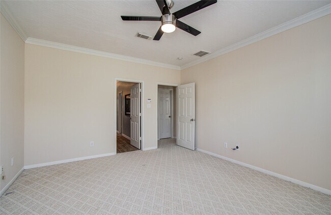 Building Photo - 1230 Blue Leaf Dr