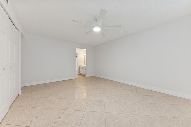 Building Photo - 6161 NW 2nd Ave