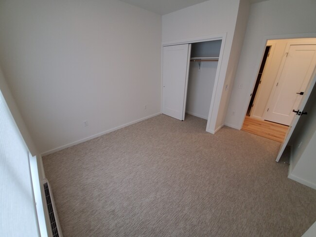 Building Photo - 2430 Tschache Ln