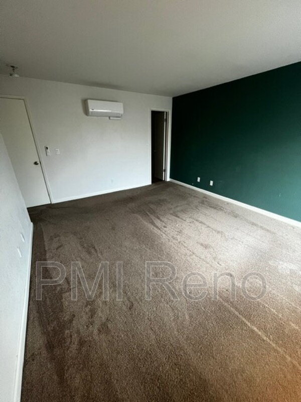 Building Photo - 3865 E Leonesio Dr