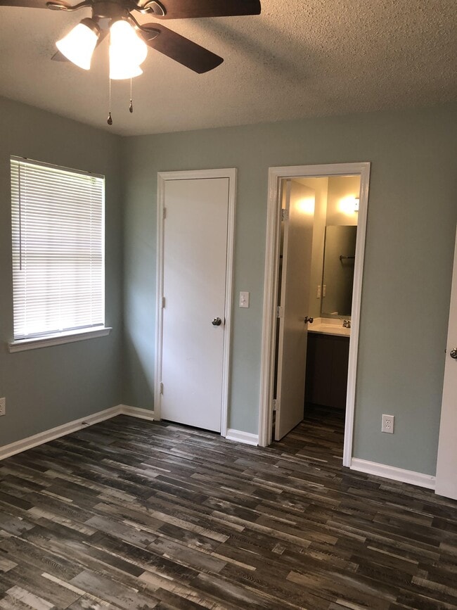 Building Photo - 663 Windward Dr