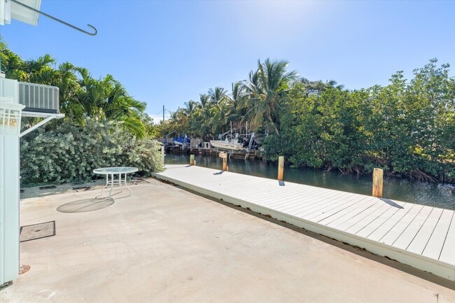 Building Photo - Canalfront 2BR/1BA Upstairs Residence – Legal Duplex | Summerland Key